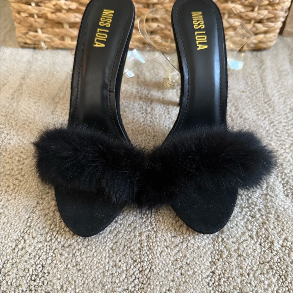 Miss Lola Elegant Black Fur Heels